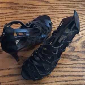 Simply Vera by Vera Wang black open toe heels